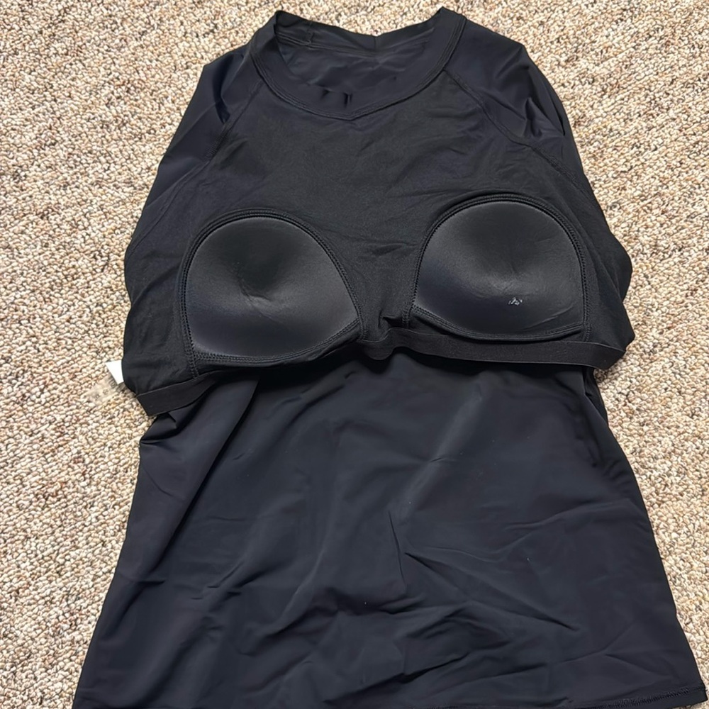 Black long sleeve swim shirt with built in bra - Picture 4 of 6